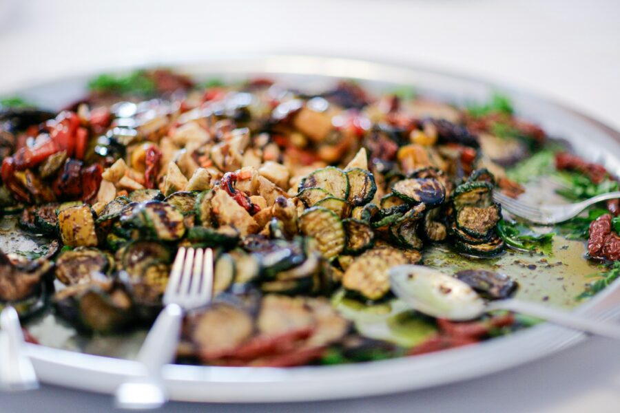Yogurt herb sauce grilled vegetables