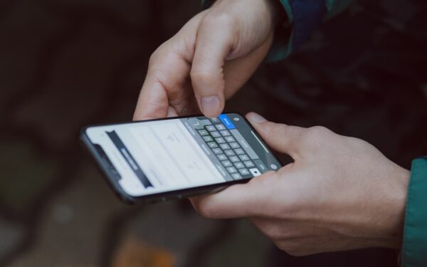 Helping Kids Navigate Group Chats Without Constant Monitoring