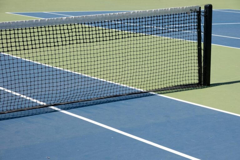 Tennis court weekend players