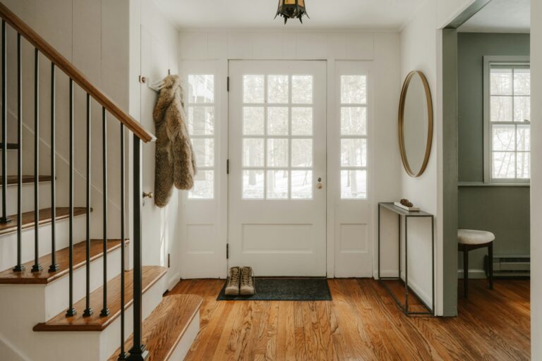 Backpack hooks entryway bench