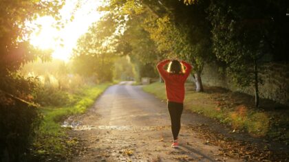 How to build an effective warm-up and cool-down routine for running and gym training