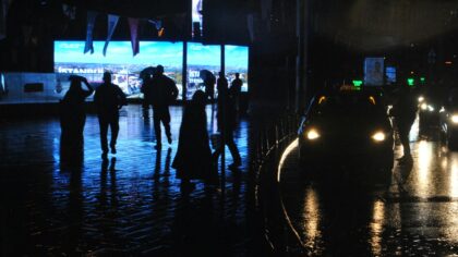 How to enjoy a rainy day in an unfamiliar city