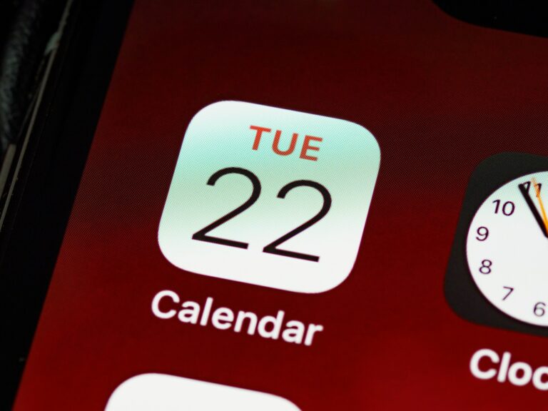 Smartphone calendar reminders closeup
