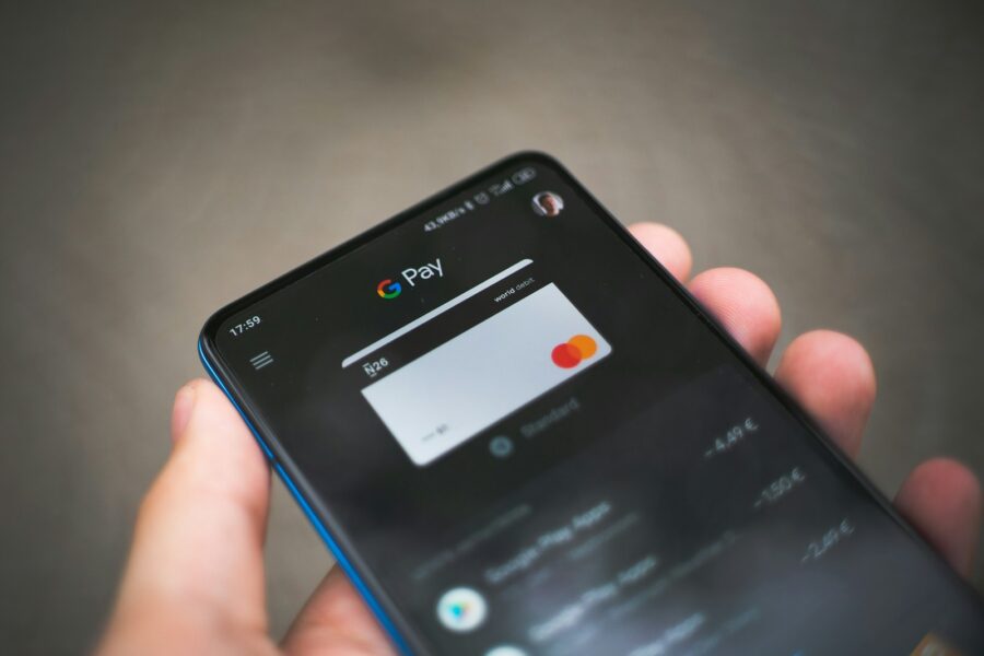 Smartphone screen subscription list credit card