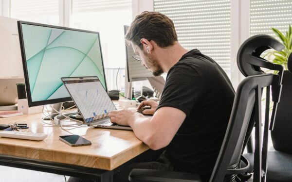 Neck and shoulder tension from screens: how to ease pain during long workdays