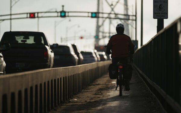 Smart cycling for everyday riders: practical tips for speed, comfort and safety