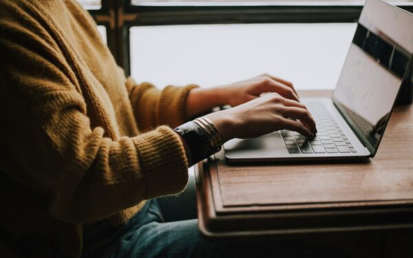 AI note-taking tools for students: how to study smarter without losing your own voice