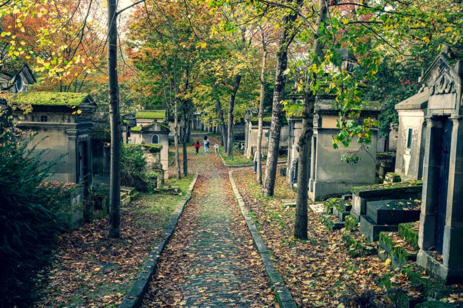 Historic cemetery path