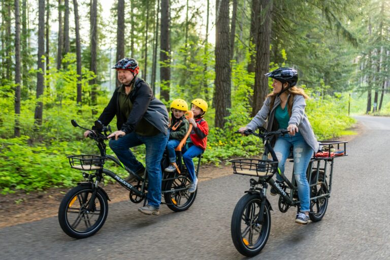 Family cycling path