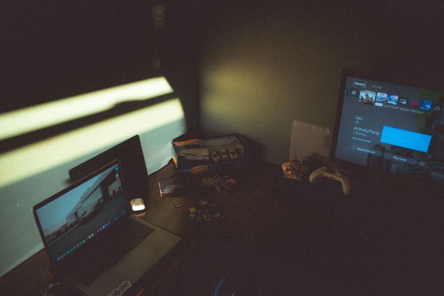 Laptop screen foreign
