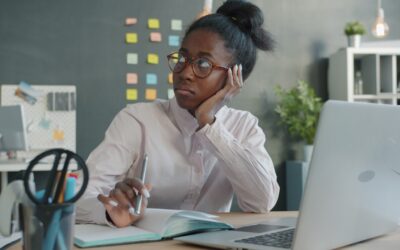 How small posture tweaks protect your neck and shoulders in daily life