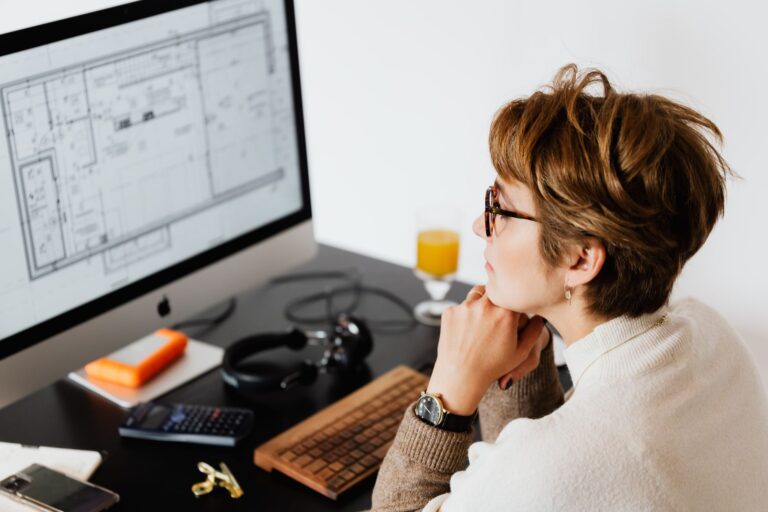 Woman computer glasses