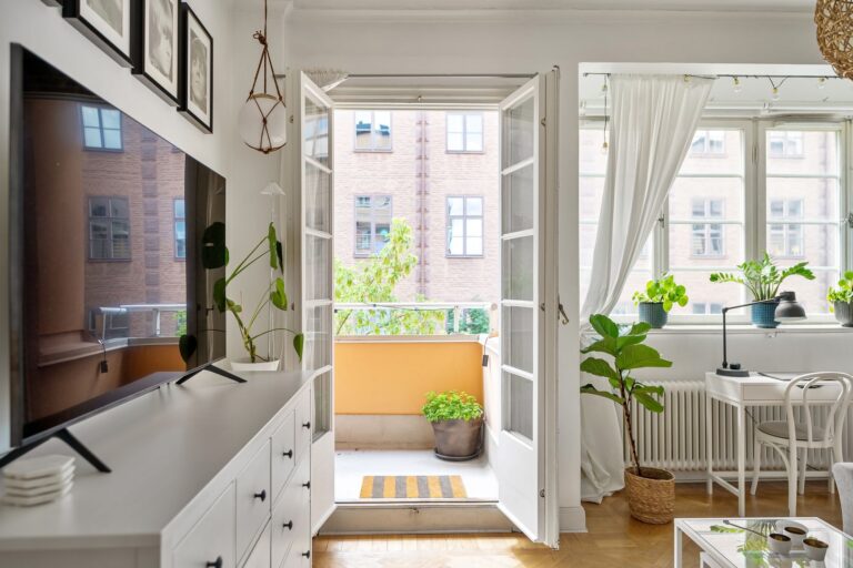 Open window living