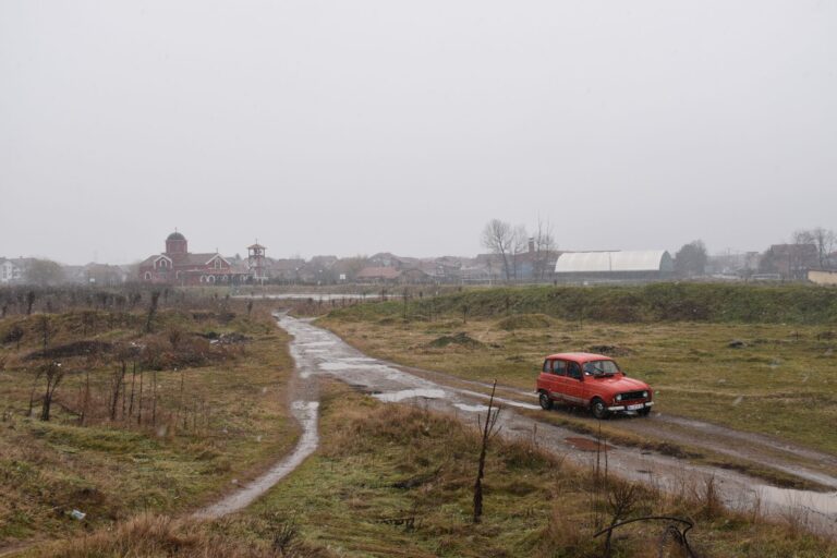 Country road small