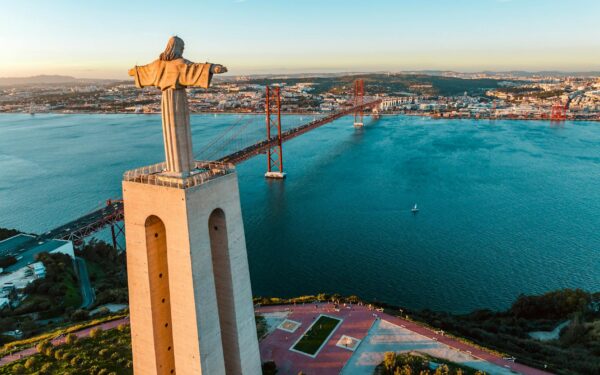 How to plan an affordable week in Lisbon without missing its best experiences