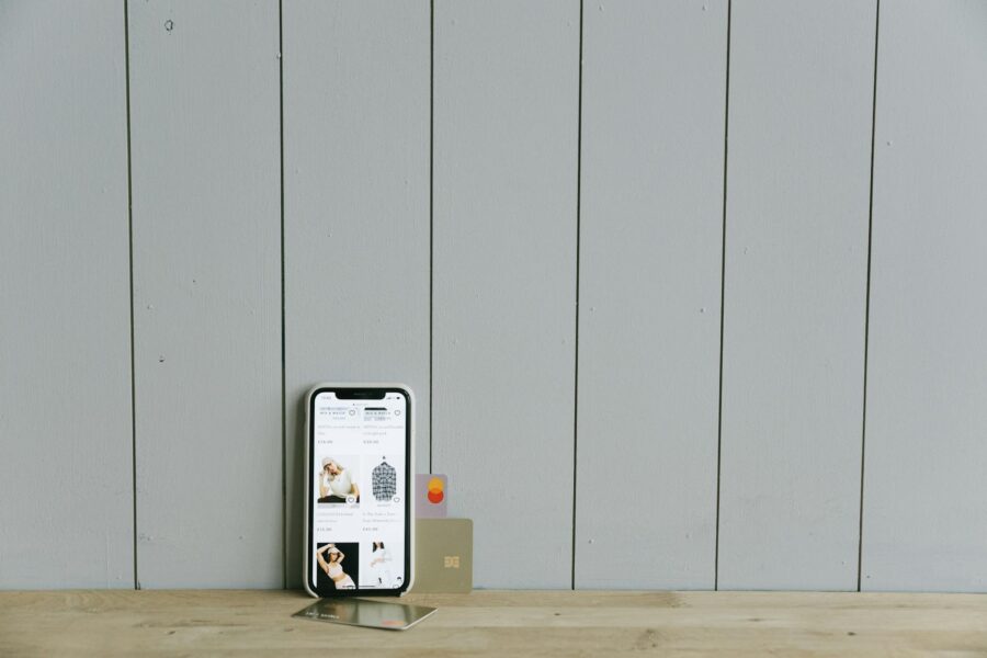 Smartphone screen subscription