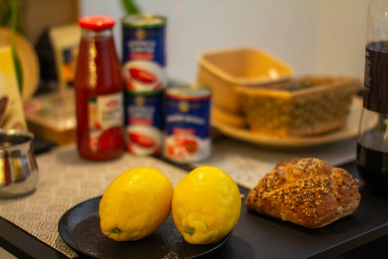 Spices lemons cutting