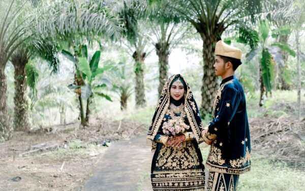 How traditional wedding clothing tells stories about identity and change