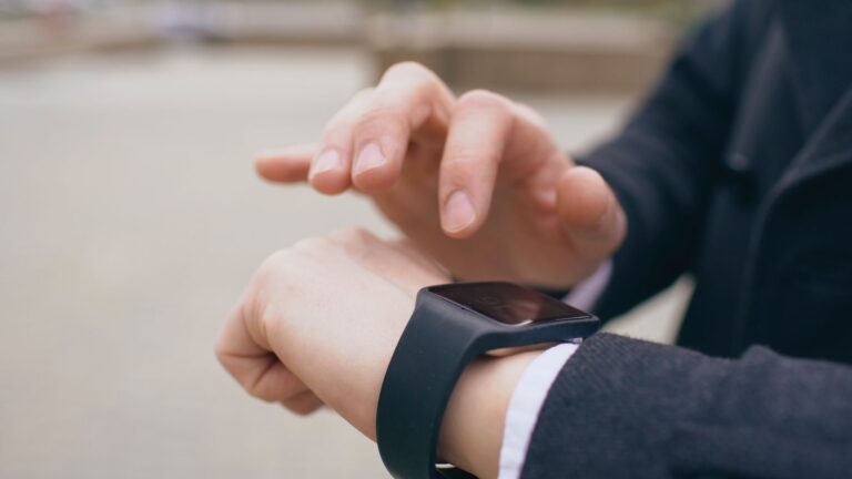 Runner smartwatch gps