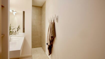 Simple bathroom upgrades that make daily life calmer and more convenient
