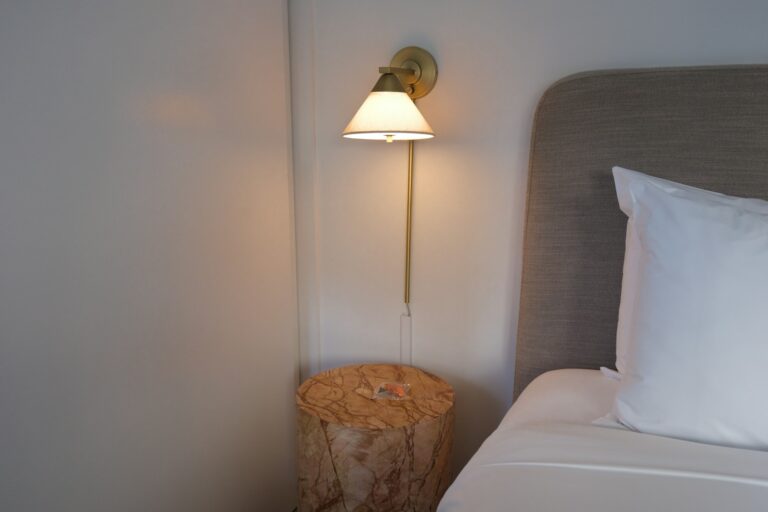 Guest room bedside