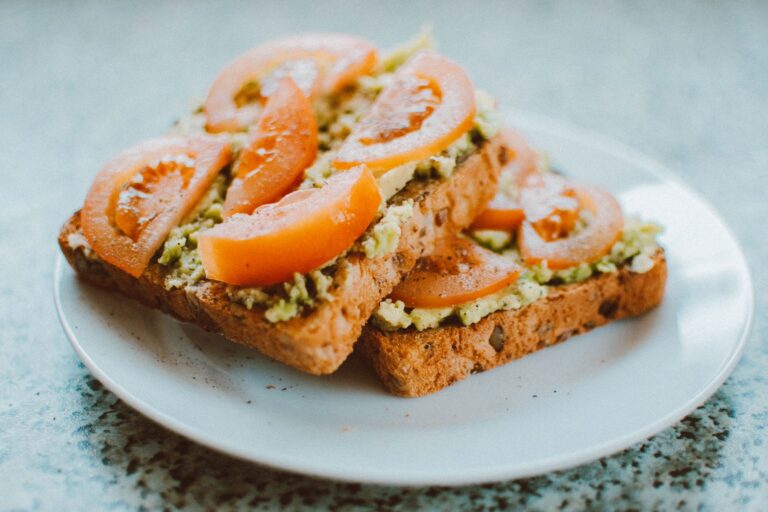 Wholegrain bread avocado