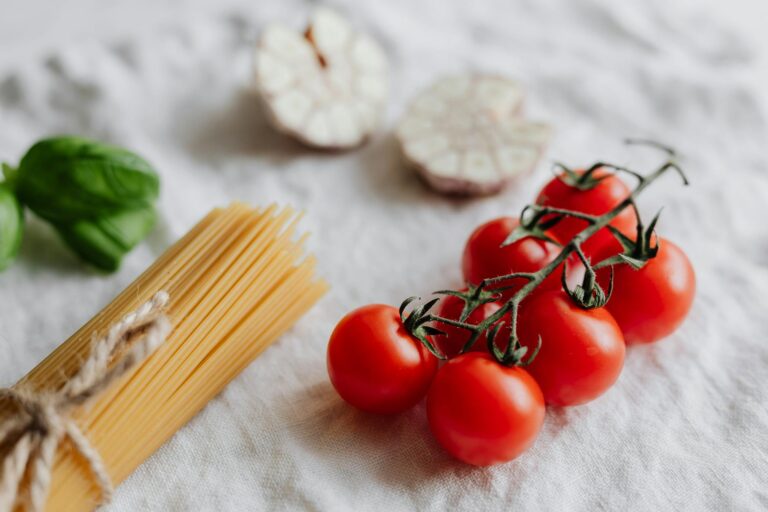 Pasta pan tomato