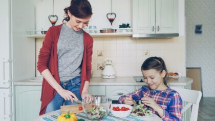Cooking together at home: how family meals can become everyday connection time