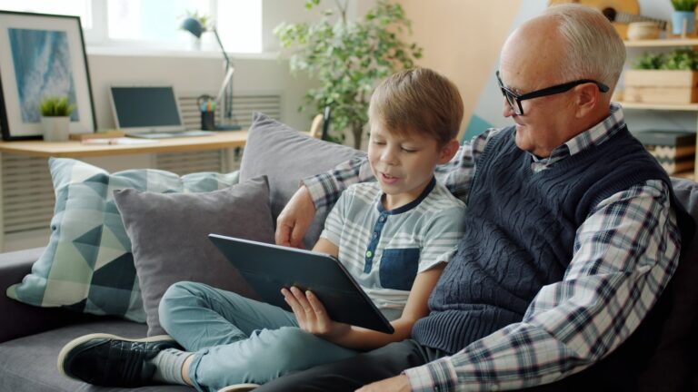 Family using tablet