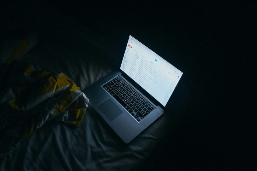 Laptop screen foreign