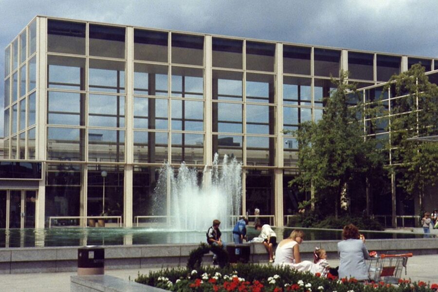 Public square people
