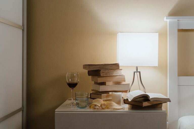 Bedroom night lamp