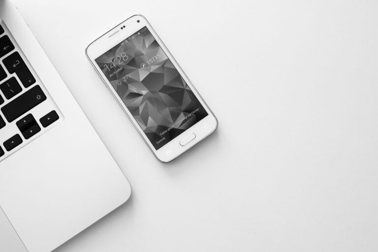 Smartphone desk laptop