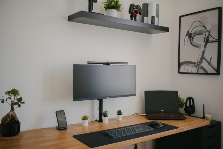 Smartphone desk laptop