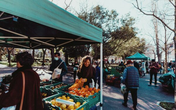 How to explore a city through its local markets without feeling overwhelmed