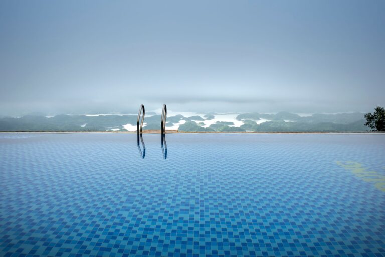 Outdoor infinity pool