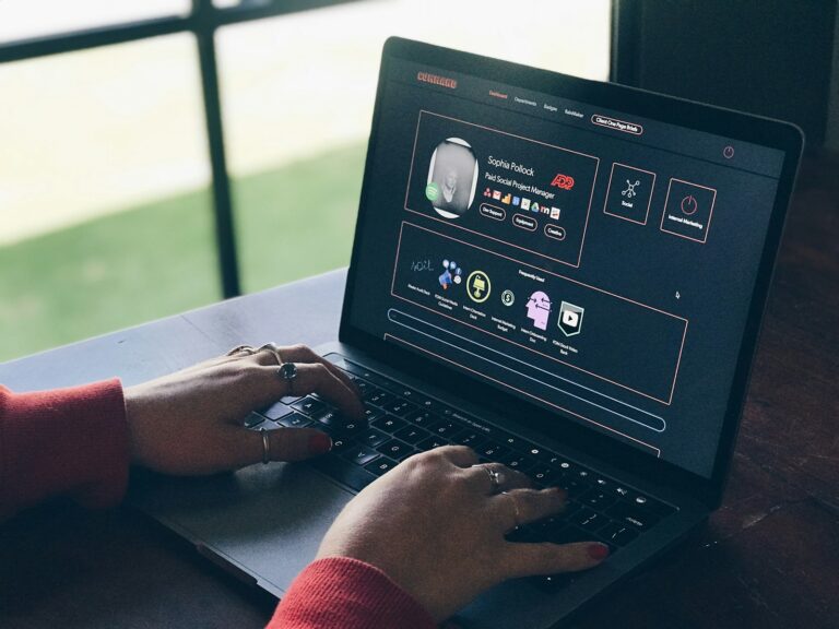 Desktop computer browser