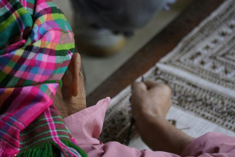 Hand embroidery fabric