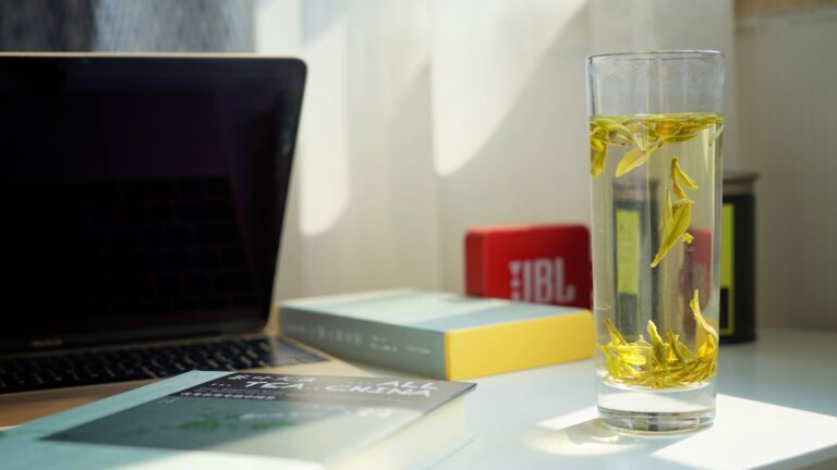 Glass water desk