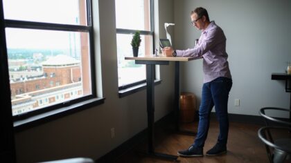 Light movement breaks: how short activity bursts support health during long sitting