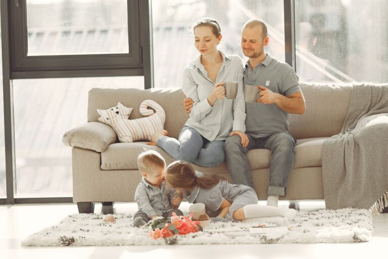 Parents mediating sibling