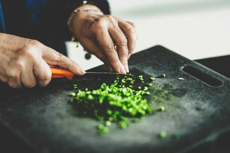Chopping scallions cutting